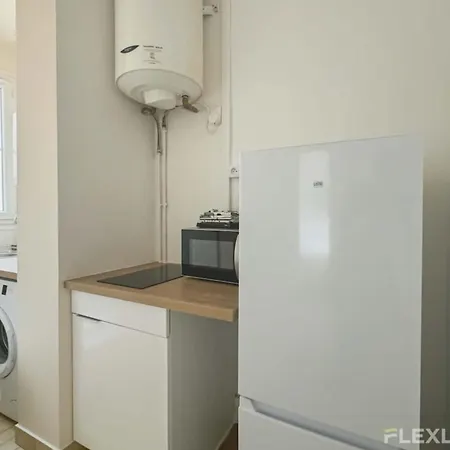 Flexliving - Whole Flat - Mesnil Lägenhet Paris