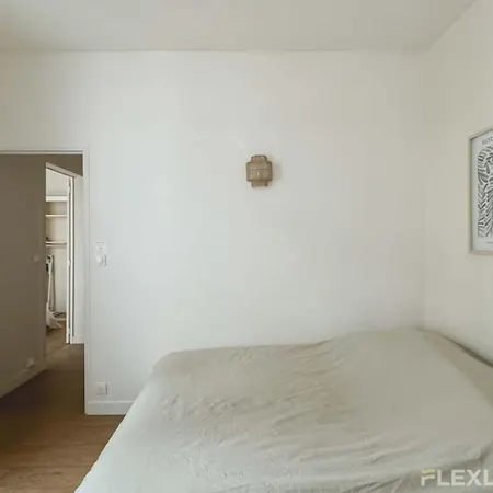 Flexliving - Whole Flat - Mesnil * Париж