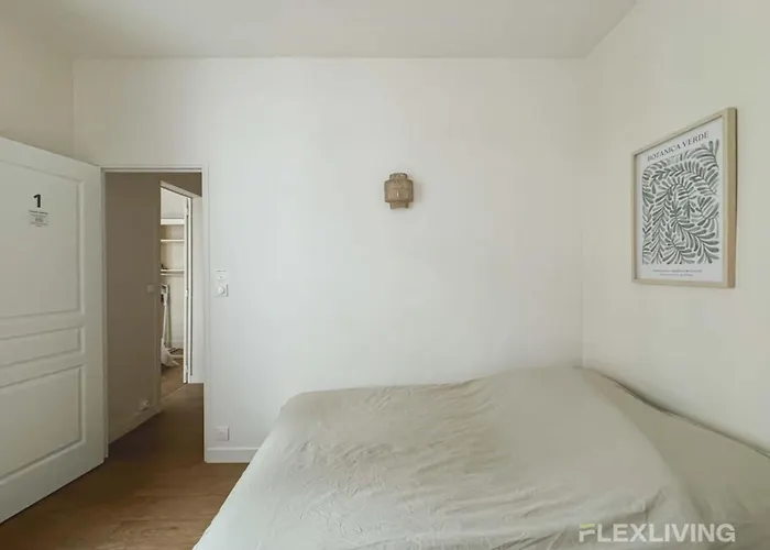 Flexliving - Whole Flat - Mesnil * Paříž